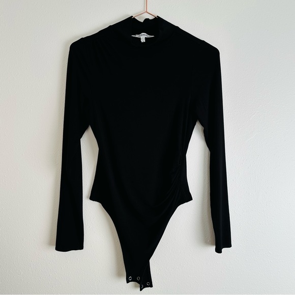 Good American Stretch Jersey Long Sleeve Ruched Turtleneck Bodysuit Black - Picture 7 of 16